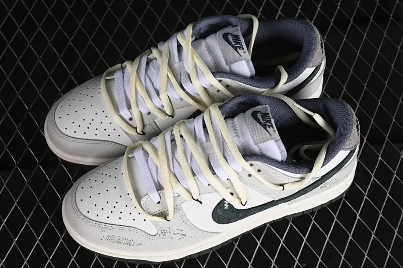 All Categories Nk SB Dunk Series Nk SB Dunk Low Low-top sneakers Nk Dunk Low SE Bubble Jellyfish Gray Island SB strap low-top casual sneakers FJ4188-100